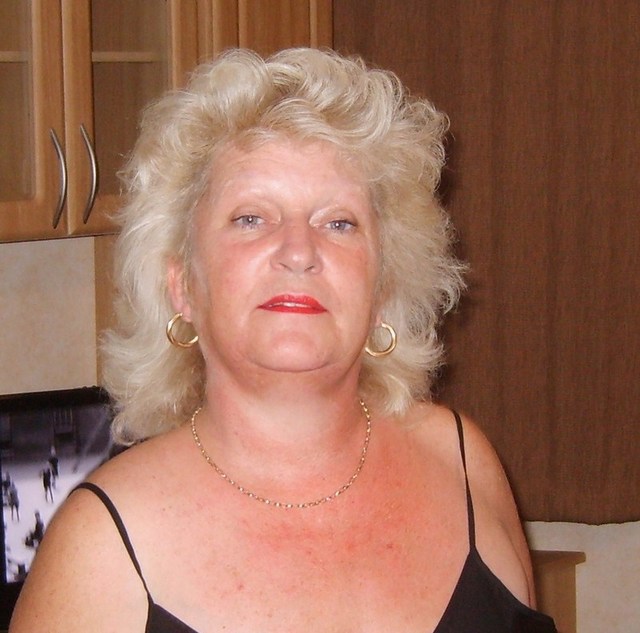 Ladyred From Bristol Is A Local Granny Looking For Casual Sex Dirty Granny