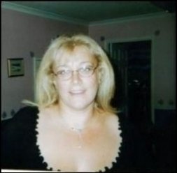 Scarlett From Bristol Is A Local Granny Looking For Casual Sex