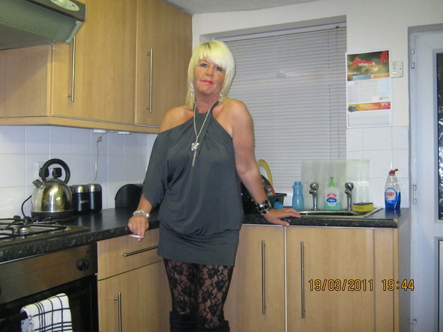 Taniaboo 47 From Derby Is A Local Granny Looking For Casual Sex