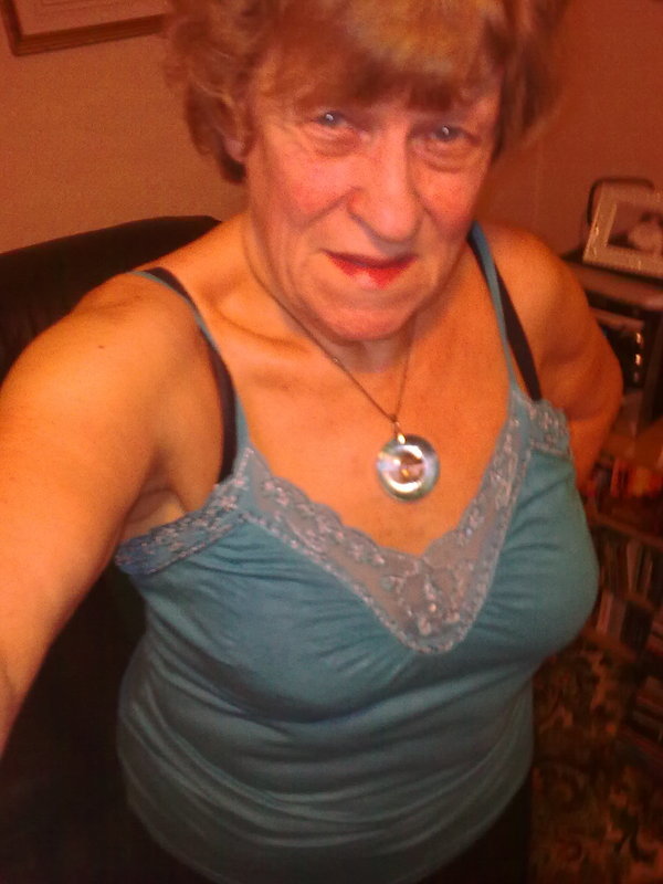 Lillianamy 76 From Nottingham Is A Local Granny Looking For Casual