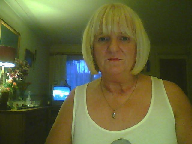 M1956O, 58, From Paisley Is A Local Granny Looking For Casual Sex  Dirty Granny