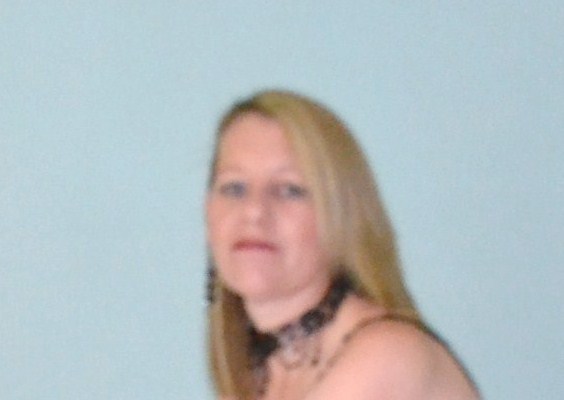 Kimm9bcb6b 55 From Wokingham Is A Local Granny Looking For Casual