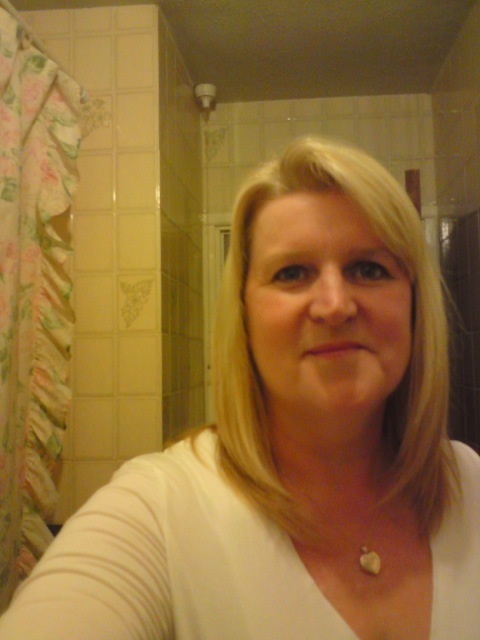 Angelsbay 51 From Bristol Is A Local Granny Looking For Casual Sex