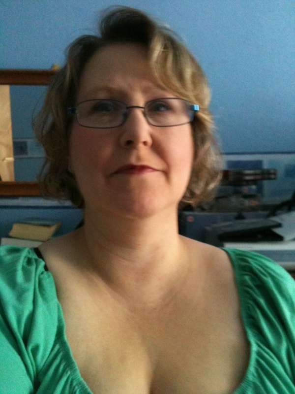 Eva1907 54 From Paisley Is A Local Granny Looking For C
