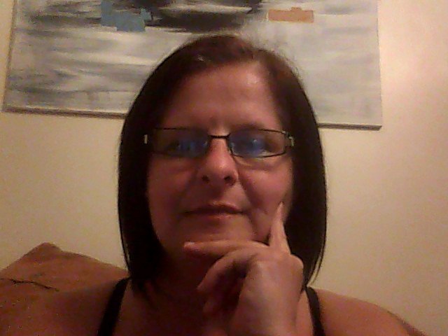 KitaWilliams 50 From Dorking Is A Local Granny Looking For Casual Se