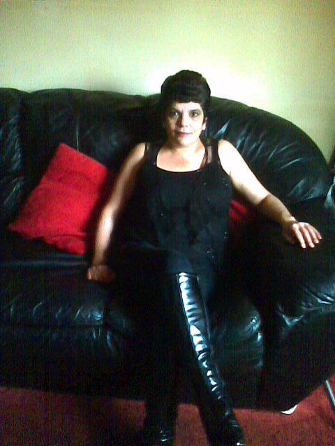 Foxy Lady 47 54 From Bradford Is A Mature Woman Looking