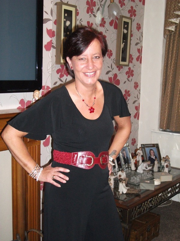 kwnw1dc21b8, 50, from Preston is a local granny looking for casual sex ...