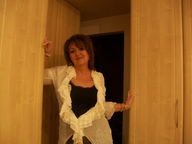 Lorraine13 50 From Manchester Is A Local Granny Looking For Ca