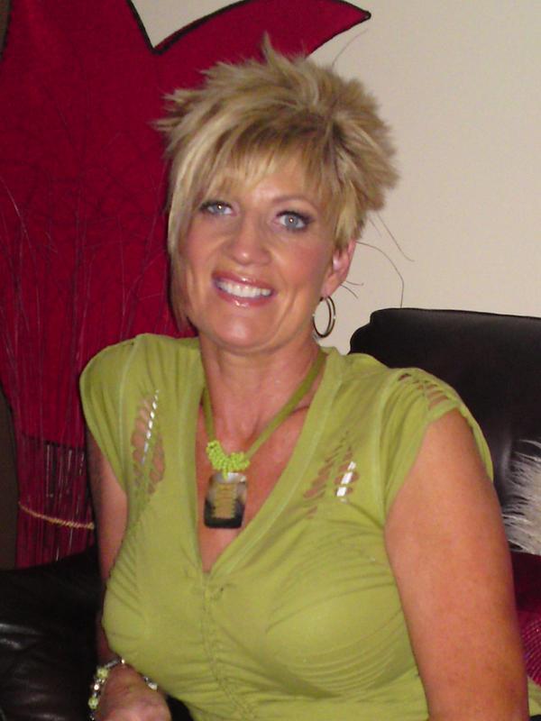 Maustin65 49 From Sheffield Is A Local Milf Looking For A Sex Date