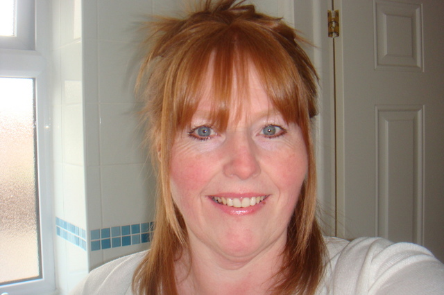 Traceylouisestephens 47 From Bristol Is A Local Granny Looking For