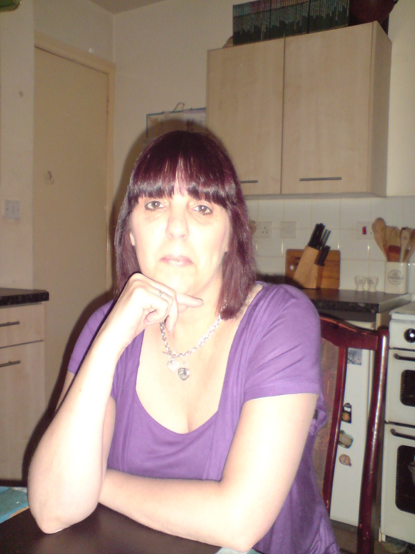 Devilangie666 47 From Nottingham Is A Local Granny Looking For Casual