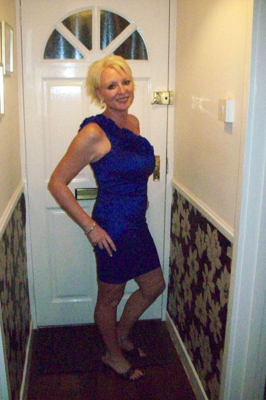 debzter123, 45, from Cheltenham is a local granny looking for casual ...