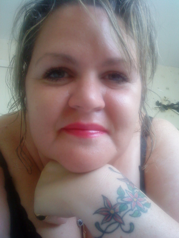 Icycoldinalex 45 From Daventry Is A Local Granny Looking