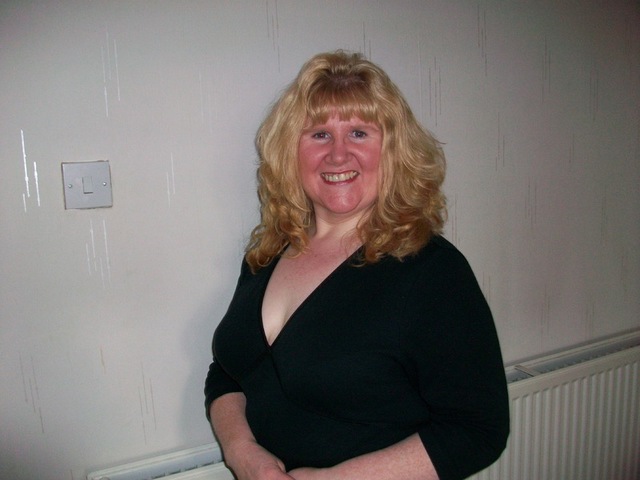 Nmarie68 45 From Glasgow Is A Local Granny Looking For Casual Sex