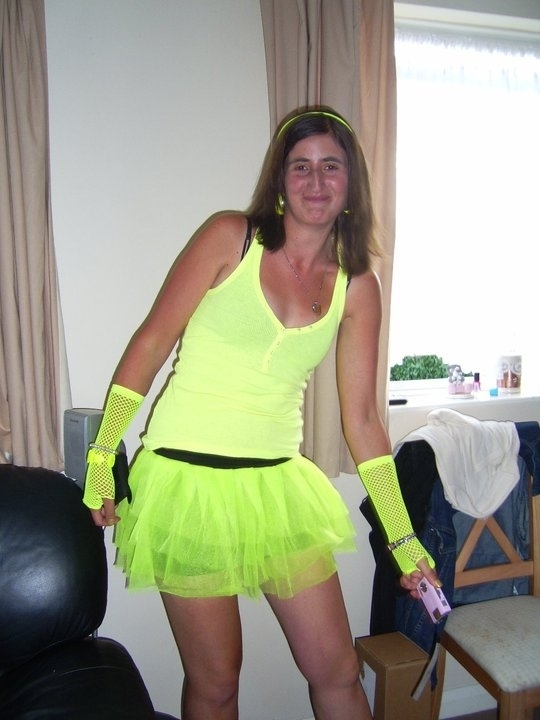 Vickimaris 30 From Slough Is A Local Milf Looking For